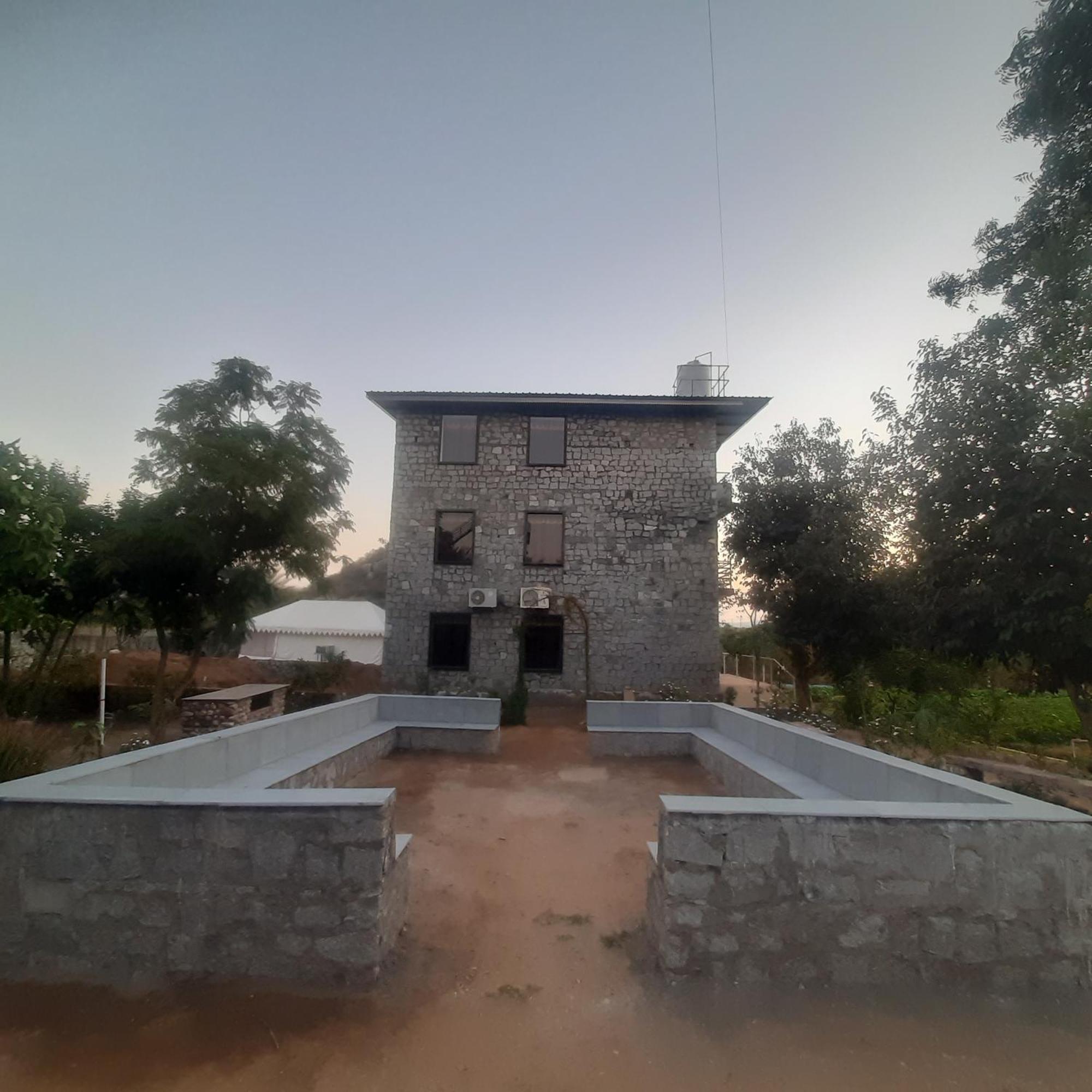 Jawai Dam Stay Bisalpur Exterior photo